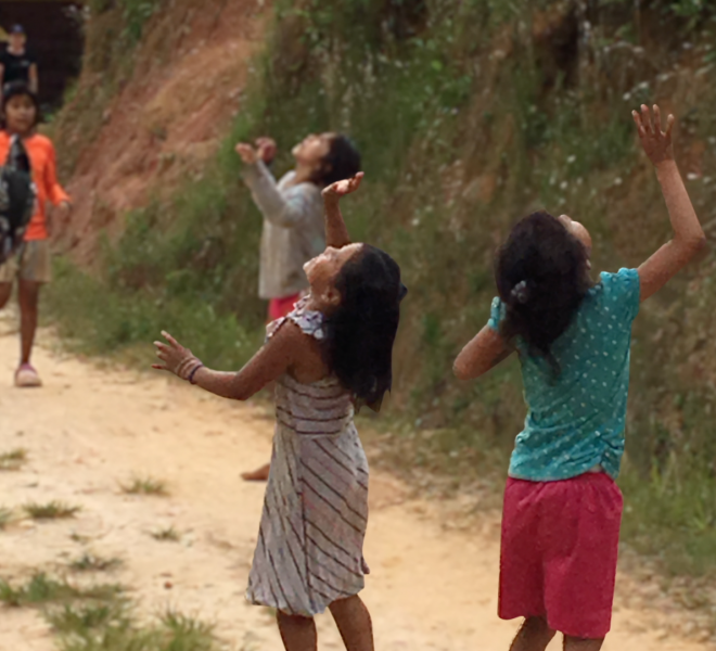 Kids waving